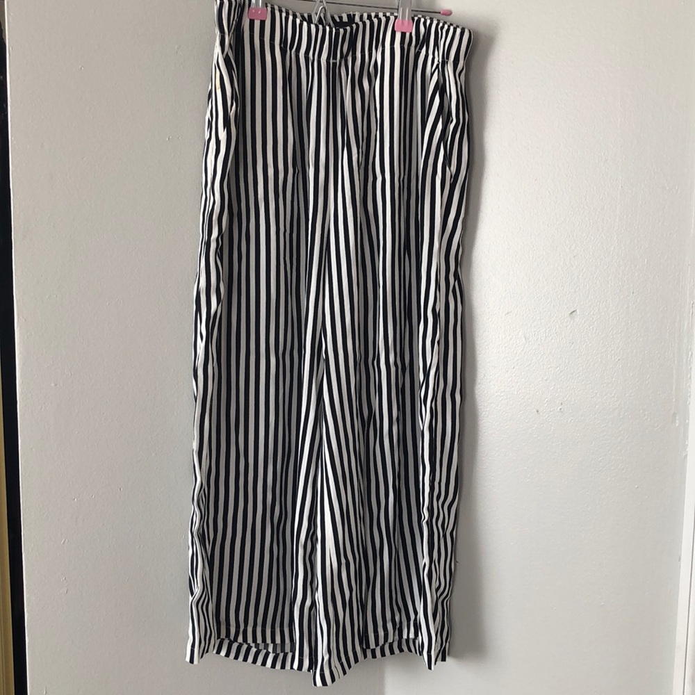 Cropped pants